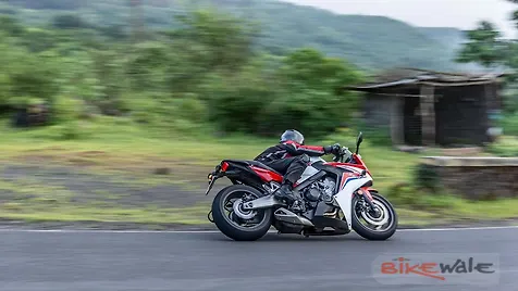 Honda CBR650F Cornering Honda CBR650F Cornering