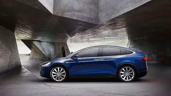 Photo Gallery Tesla Model X Electric Crossover Carwale All