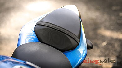 Suzuki GSX-S1000F Price, Images, Colours, Mileage ...