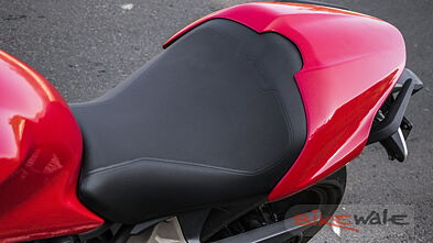 kawasaki z800 seat