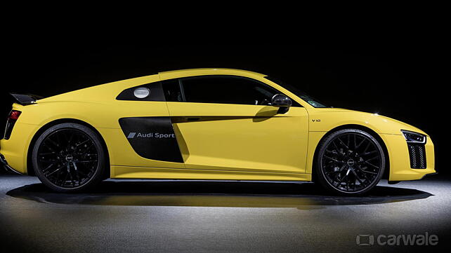 Audi introduces options to embed matte lettering and graphics on new R8